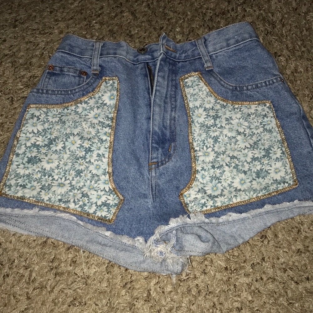 CUTE & TRENDY